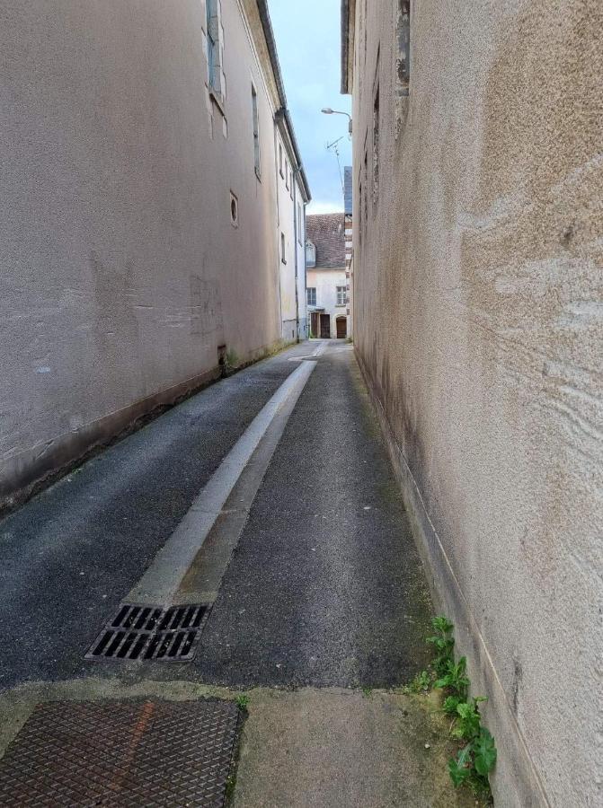 L'Insolite Μπουρζ Εξωτερικό φωτογραφία